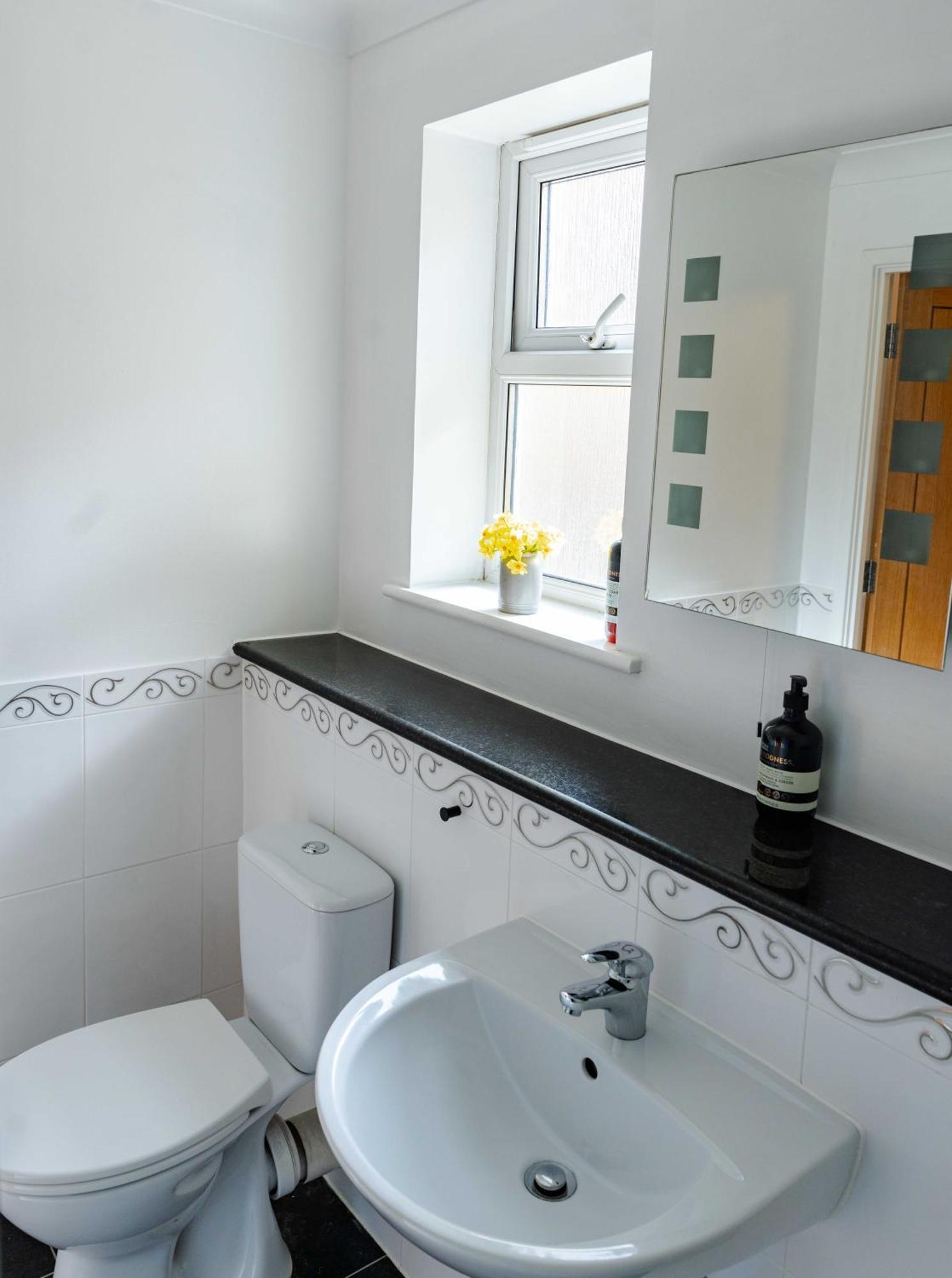 Modern Apartment Near Old Town With Parking Μάργκεϊτ Εξωτερικό φωτογραφία